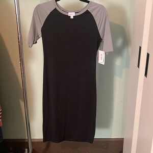 Lularoe xs black with gray sleeves Julia dress